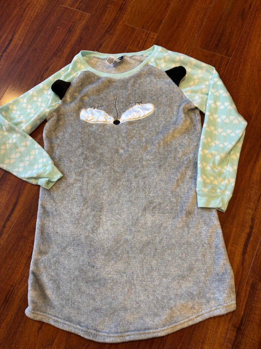 Joe Boxer Gray Nightshirt with Mint Heart-Print Sleeves